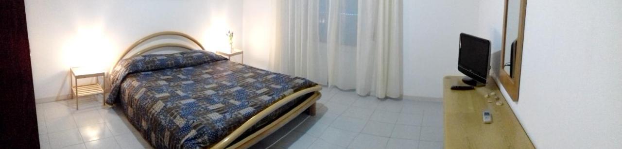 2 Bedrooms Appartement At Pescara 300 M Away From The Beach With Balcony And Wifi エクステリア 写真