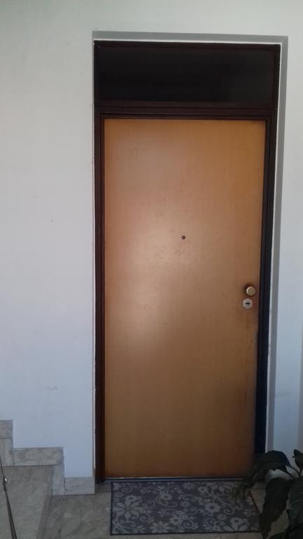 2 Bedrooms Appartement At Pescara 300 M Away From The Beach With Balcony And Wifi エクステリア 写真