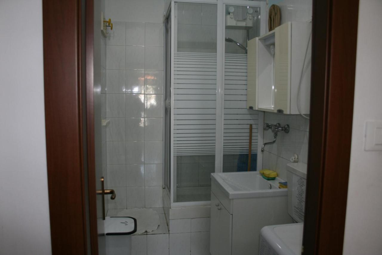2 Bedrooms Appartement At Pescara 300 M Away From The Beach With Balcony And Wifi エクステリア 写真