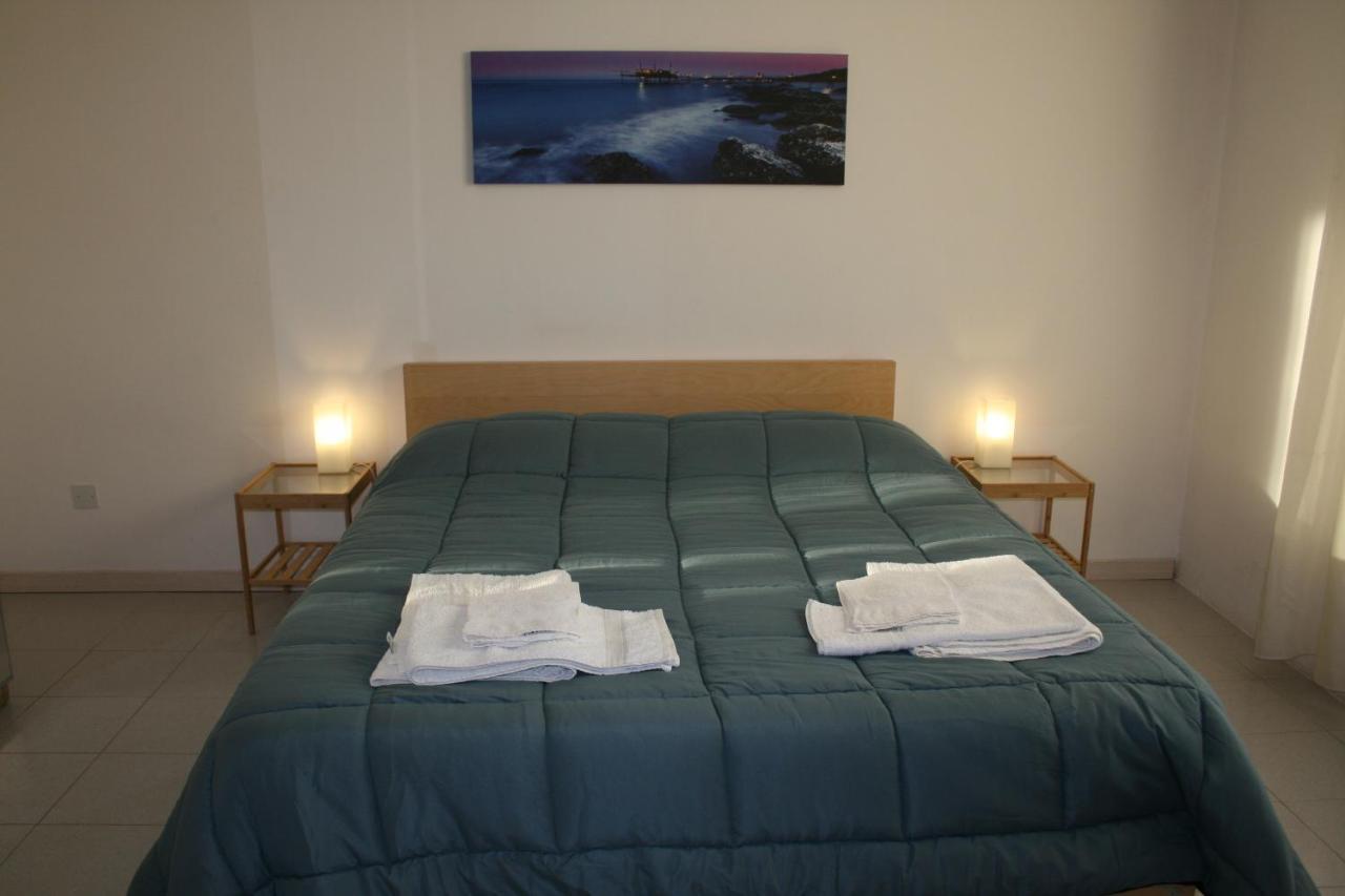 2 Bedrooms Appartement At Pescara 300 M Away From The Beach With Balcony And Wifi エクステリア 写真